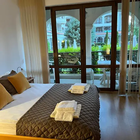 Apartman Shato Del Mar First Napospart